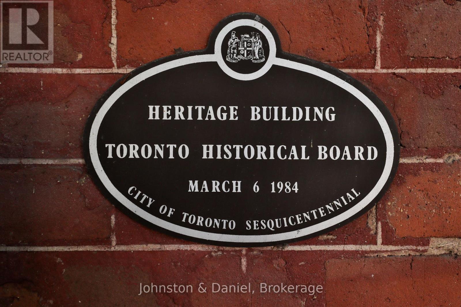 Beautifully restored Heritage home by Mazen design - 69 Sullivan Street, Toronto, ON