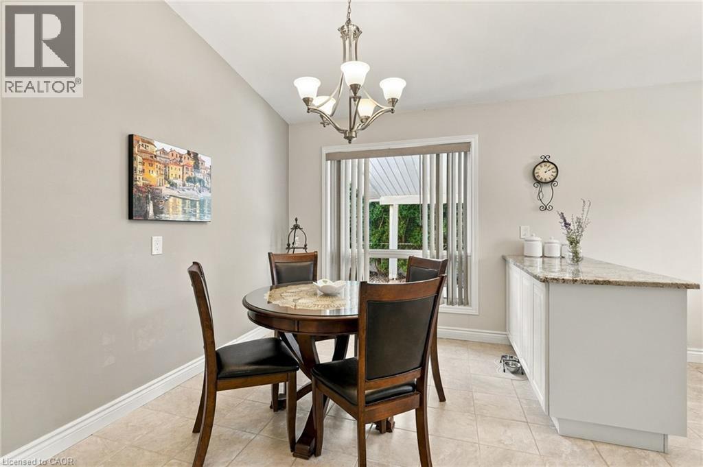 46 Lawrence Avenue, Hamilton, ON