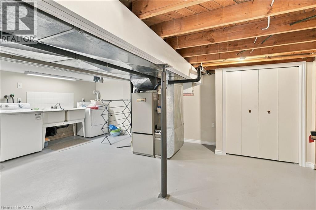 46 Lawrence Avenue, Hamilton, ON