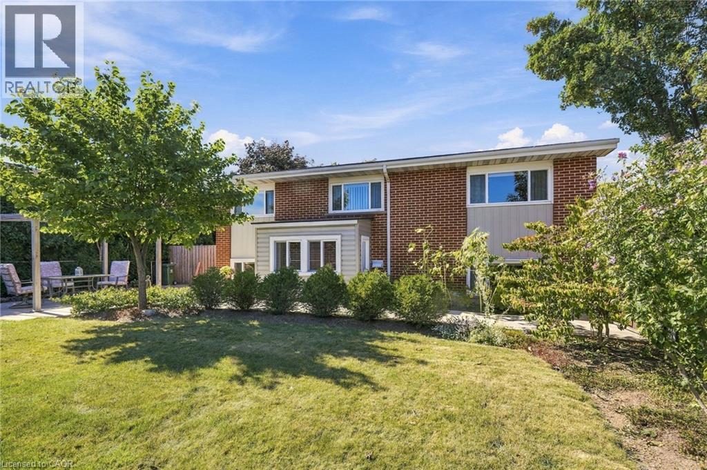 46 Lawrence Avenue, Hamilton, ON
