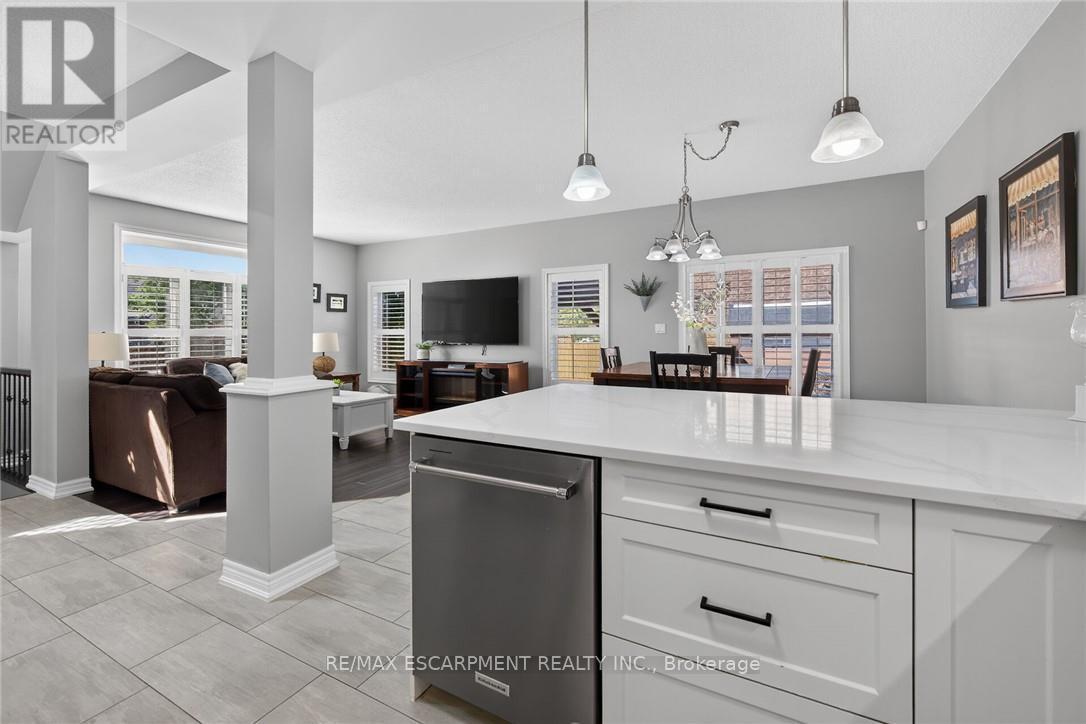 85 Benziger Lane, Hamilton, ON