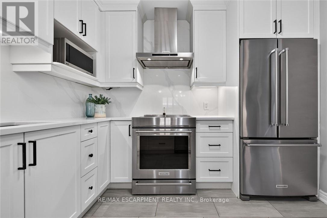 85 Benziger Lane, Hamilton, ON