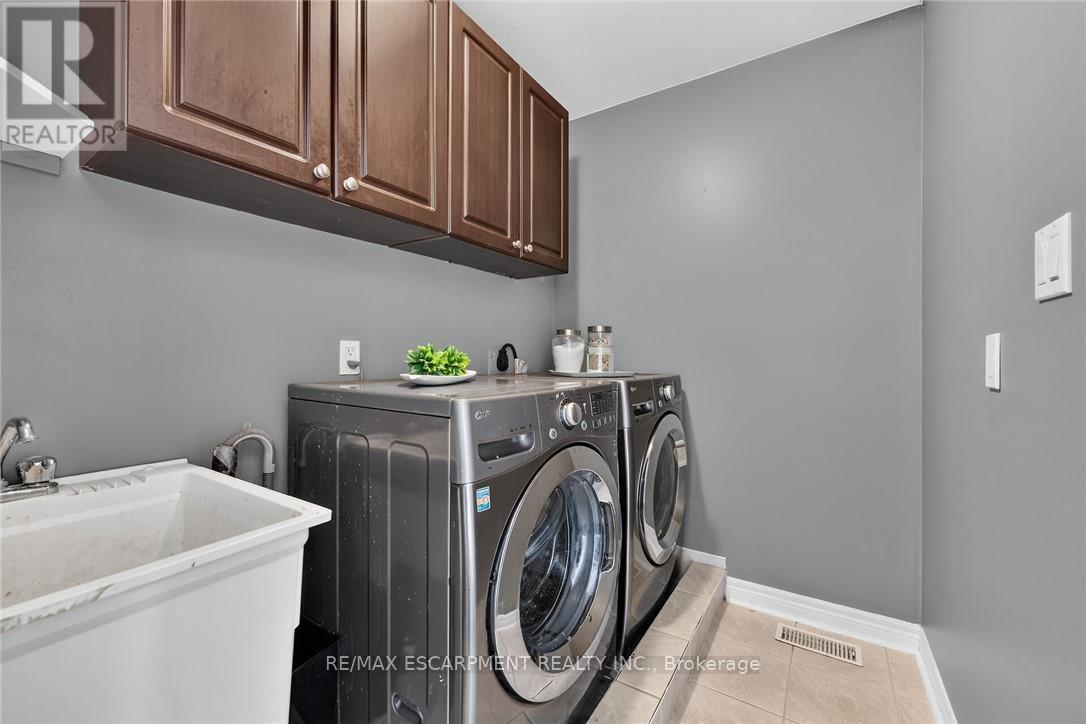 85 Benziger Lane, Hamilton, ON