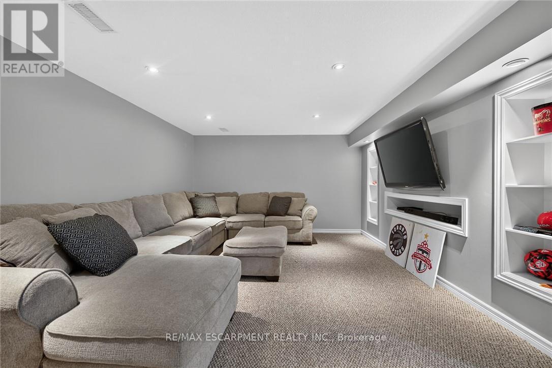 85 Benziger Lane, Hamilton, ON