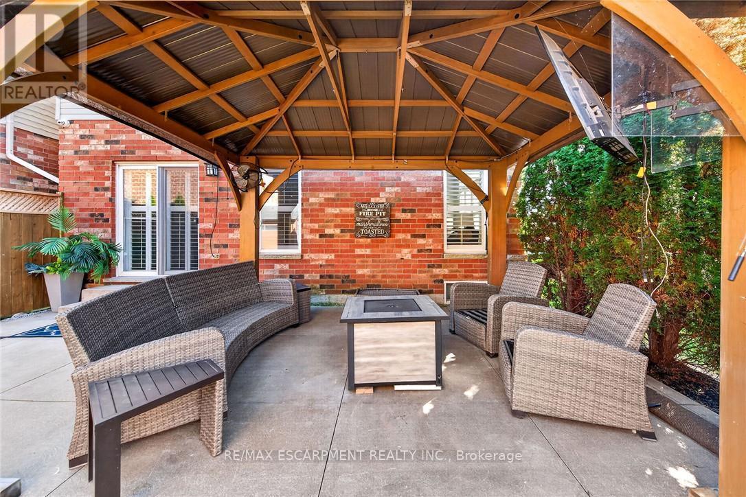 85 Benziger Lane, Hamilton, ON