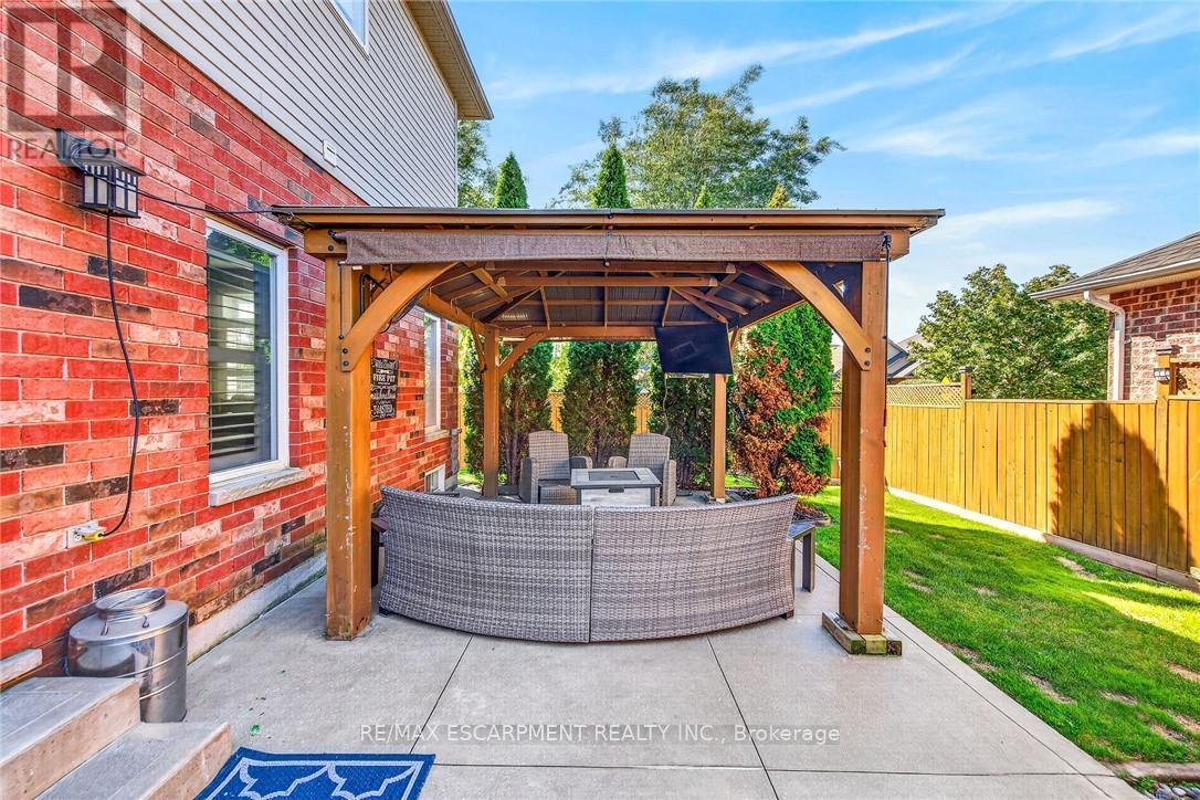 85 Benziger Lane, Hamilton, ON