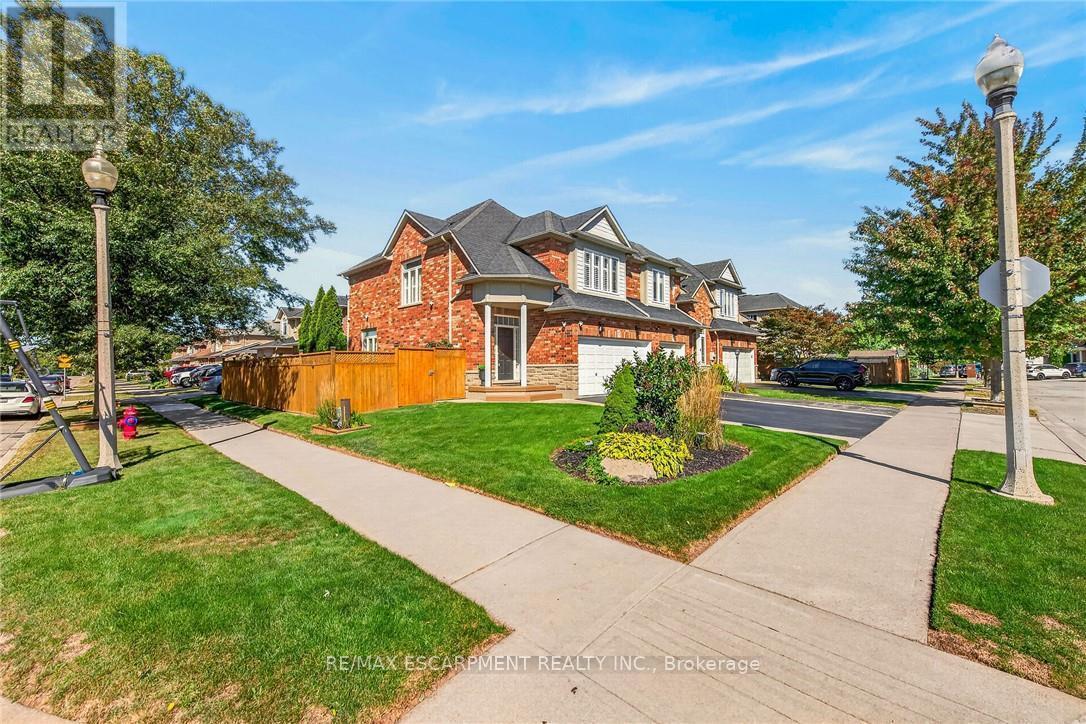 85 Benziger Lane, Hamilton, ON