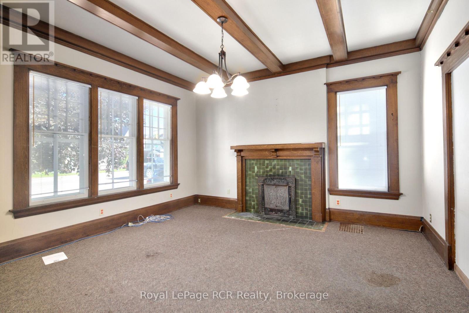 912 2Nd Avenue W, Owen Sound, ON