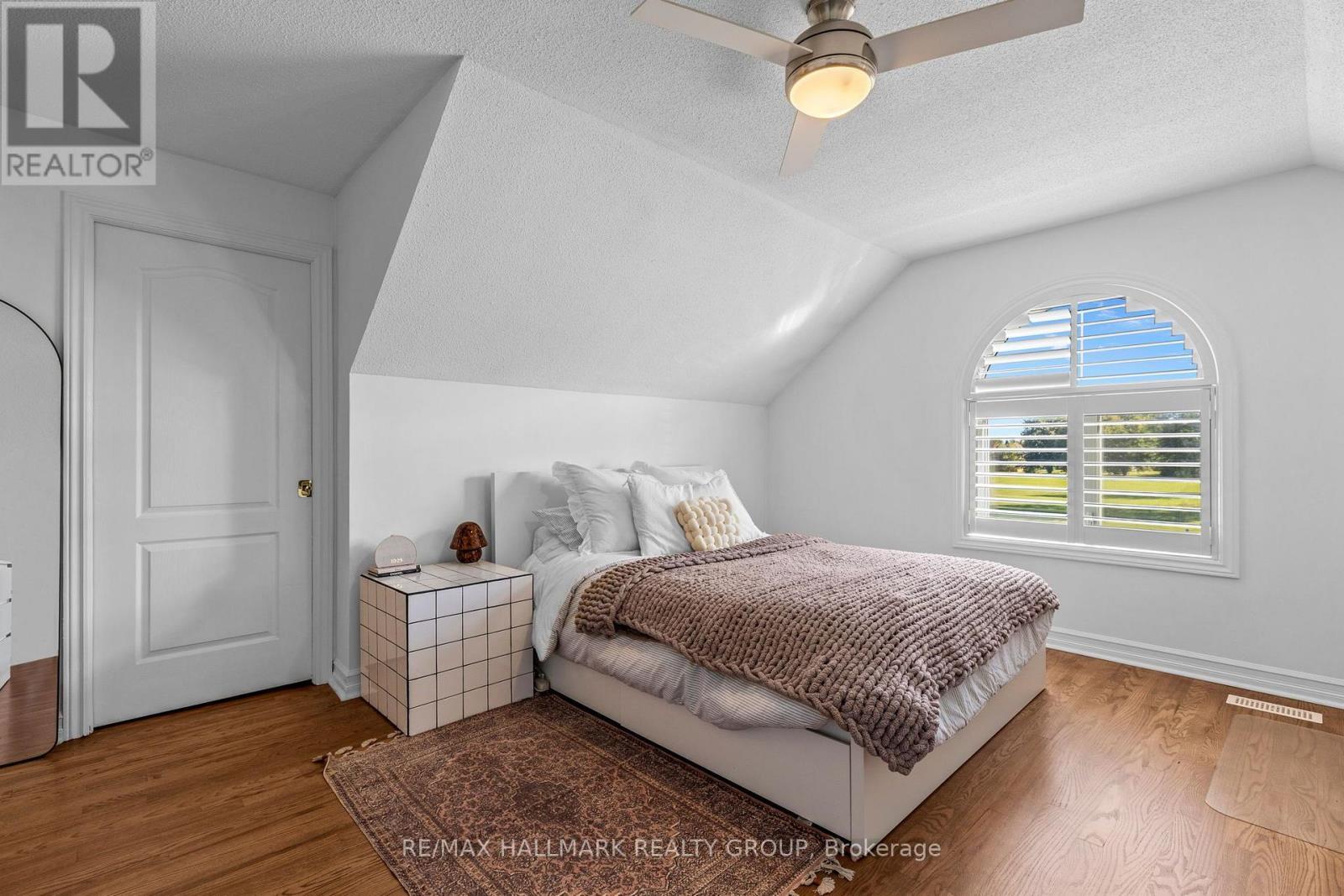 1240 Arbuste Avenue, Ottawa, ON