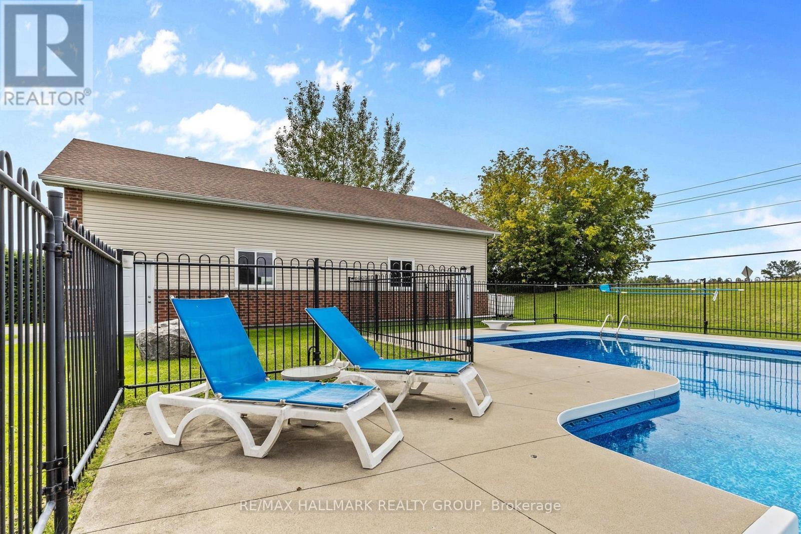 1240 Arbuste Avenue, Ottawa, ON