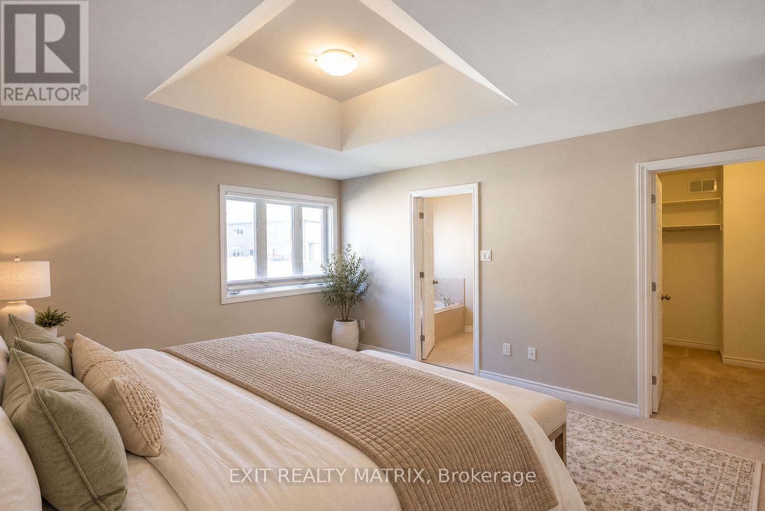 Virtually Staged - 111 York Crossing, Russell, ON