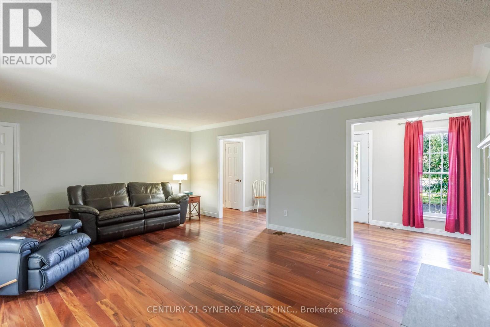 20 Inverness Avenue, Perth, ON