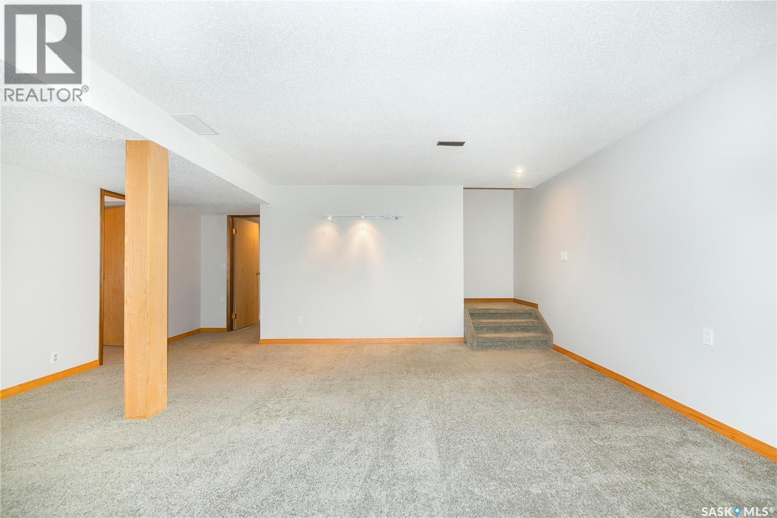 8 3415 Calder Crescent, Saskatoon, SK