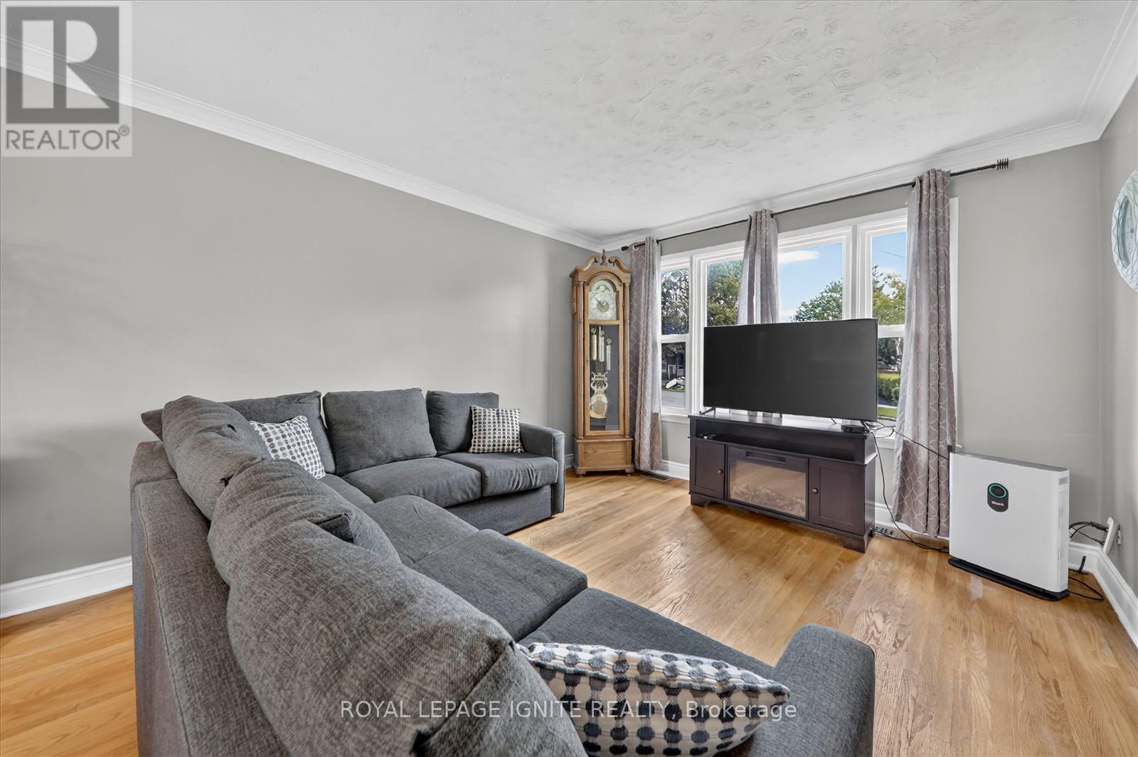 20 Alanbury Crescent, Toronto, ON