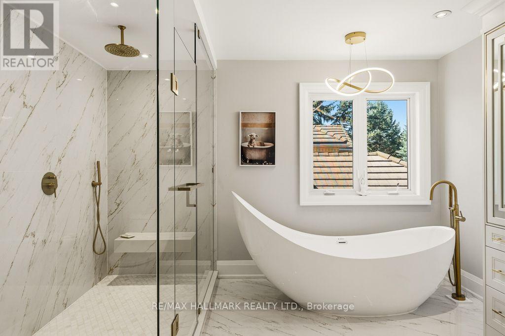 Primary Ensuite - 18 Ardmore Crescent, Richmond Hill, ON