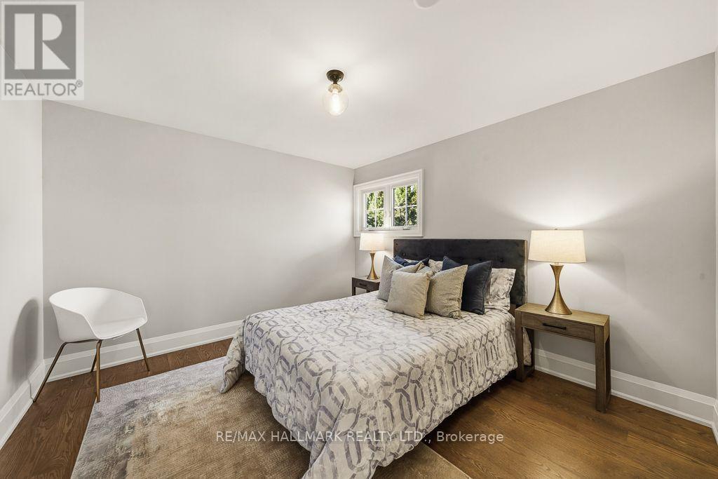 Bedroom 3 - 18 Ardmore Crescent, Richmond Hill, ON