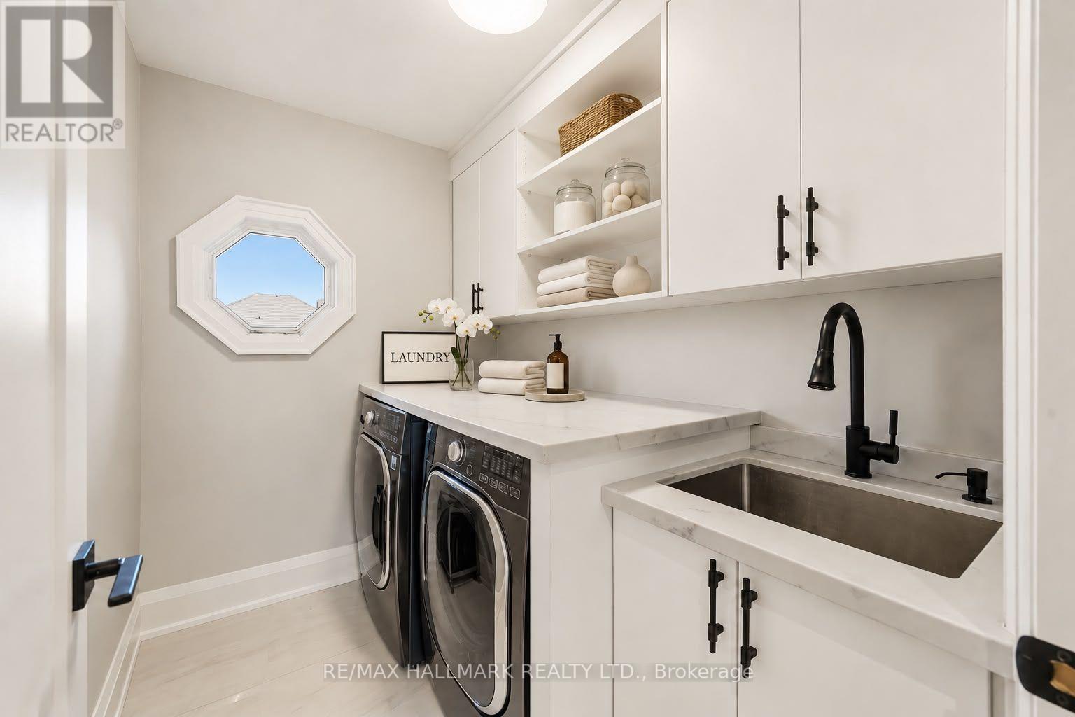 Laundry - 18 Ardmore Crescent, Richmond Hill, ON