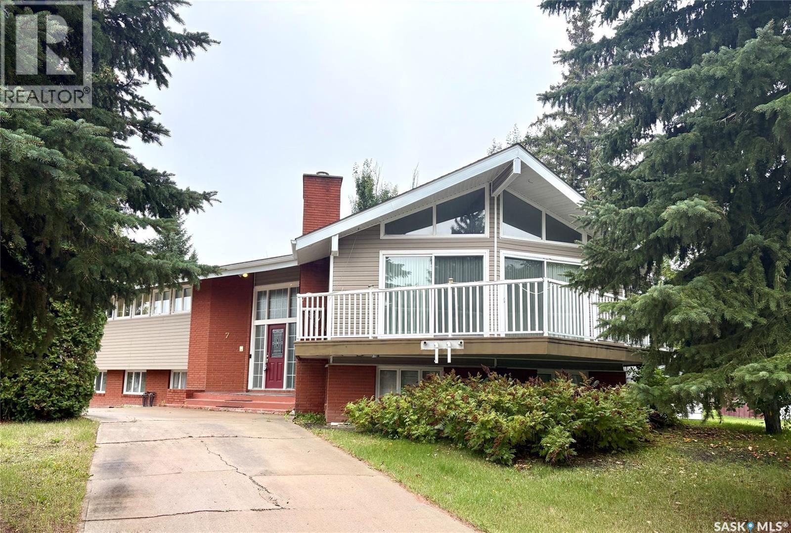 7 Driftwood Crescent, Yorkton, SK
