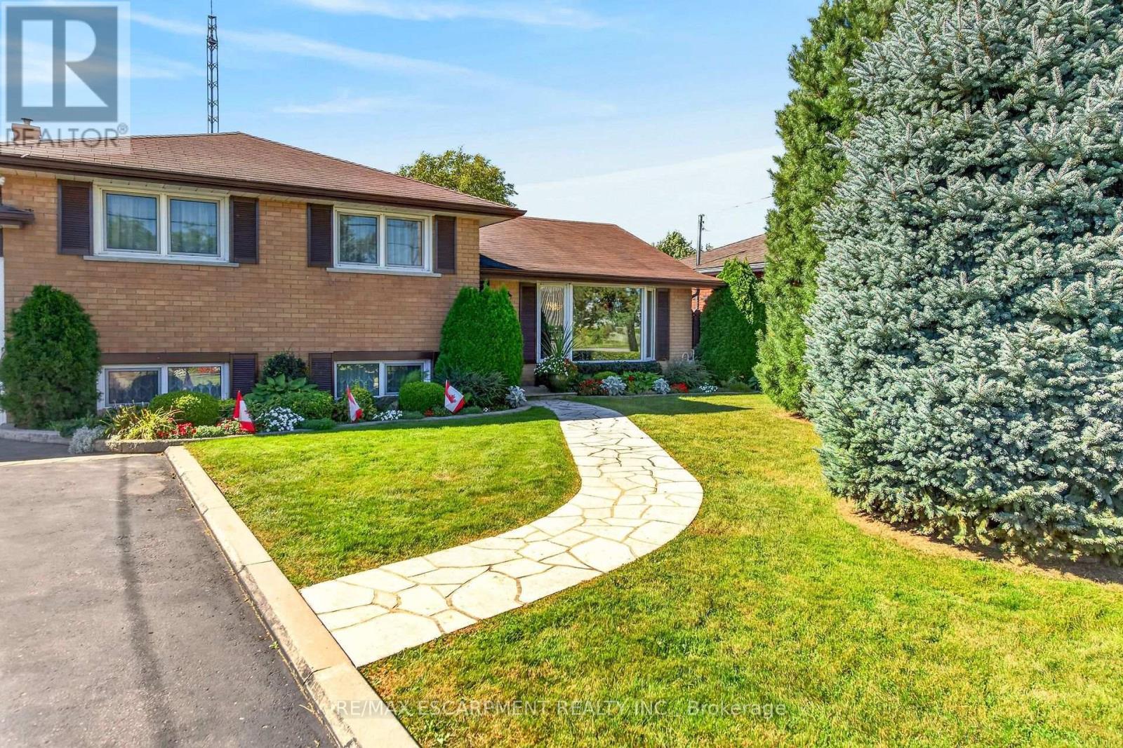 994 Barton Street, Hamilton, ON