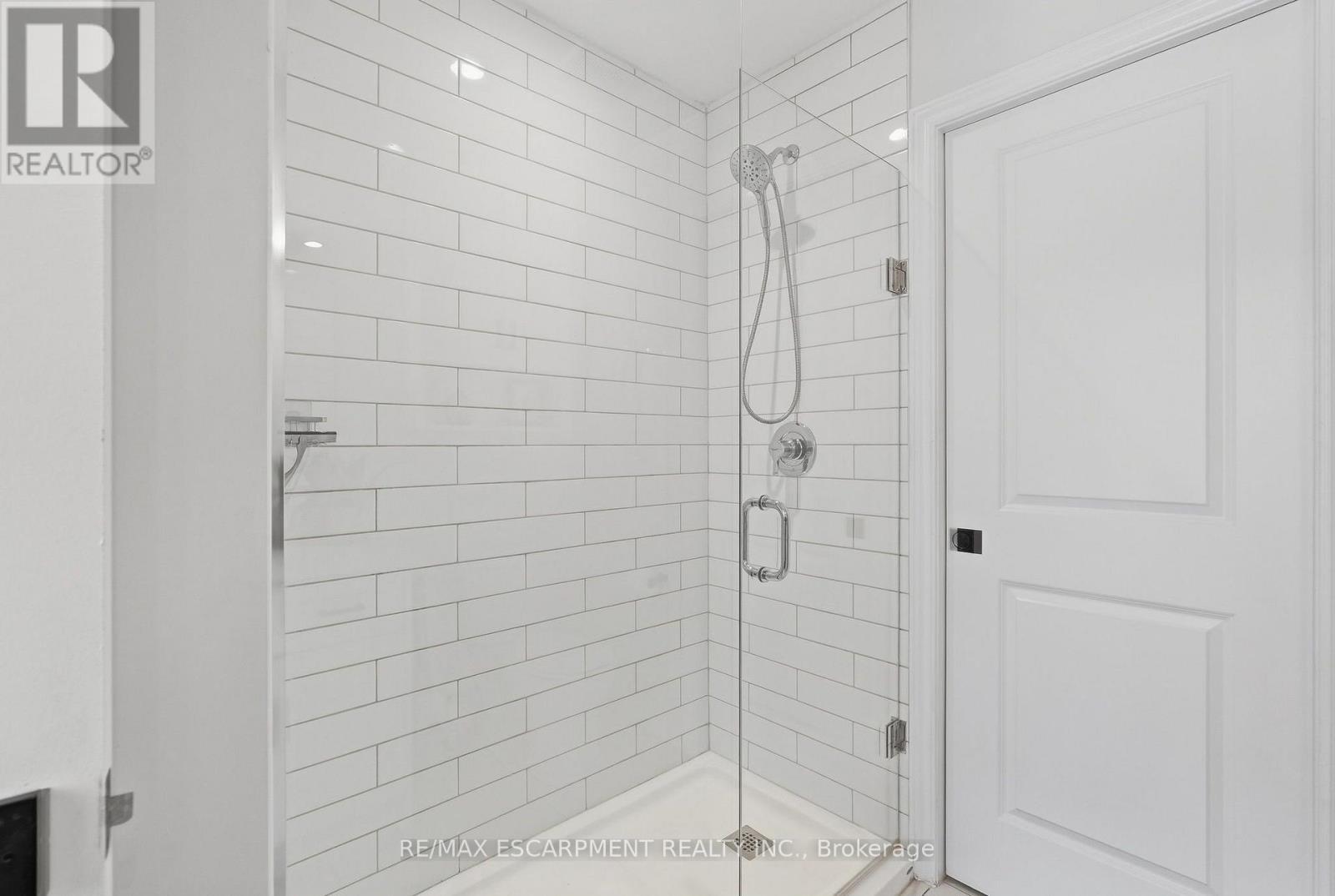 26 Bensley Lane, Hamilton, ON