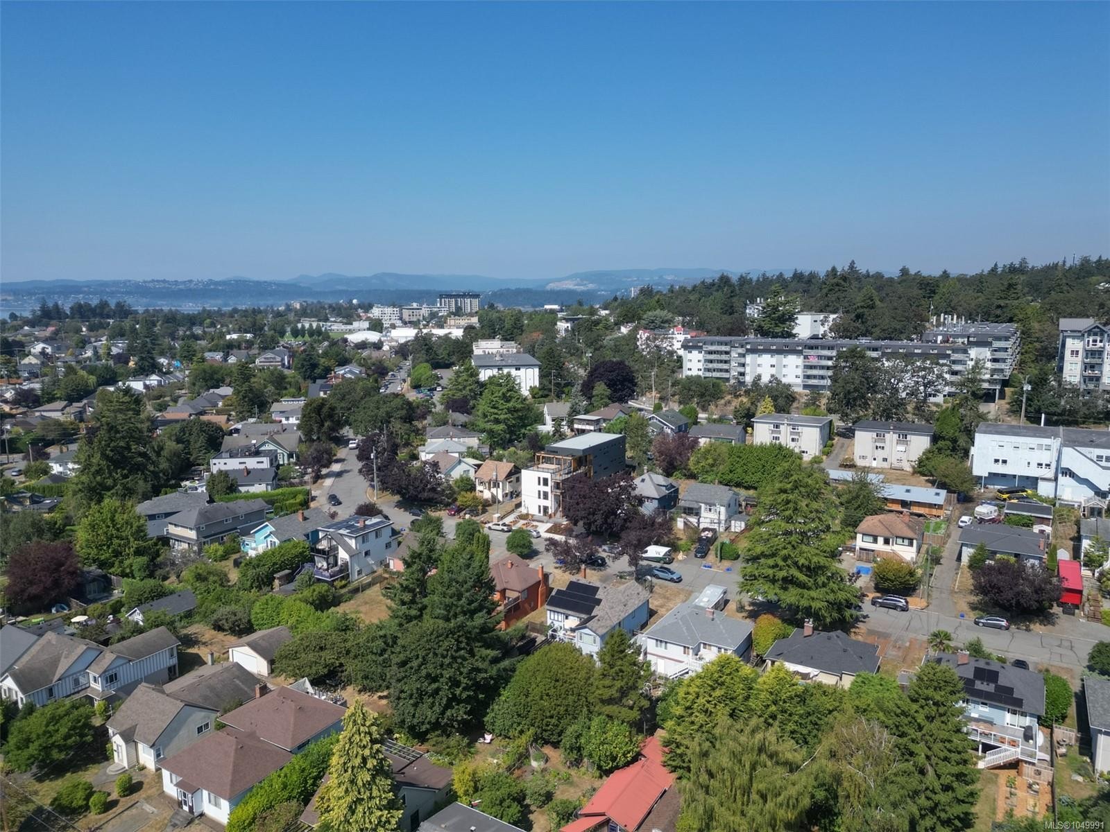 #2-958 Wollaston St, Esquimalt, BC
