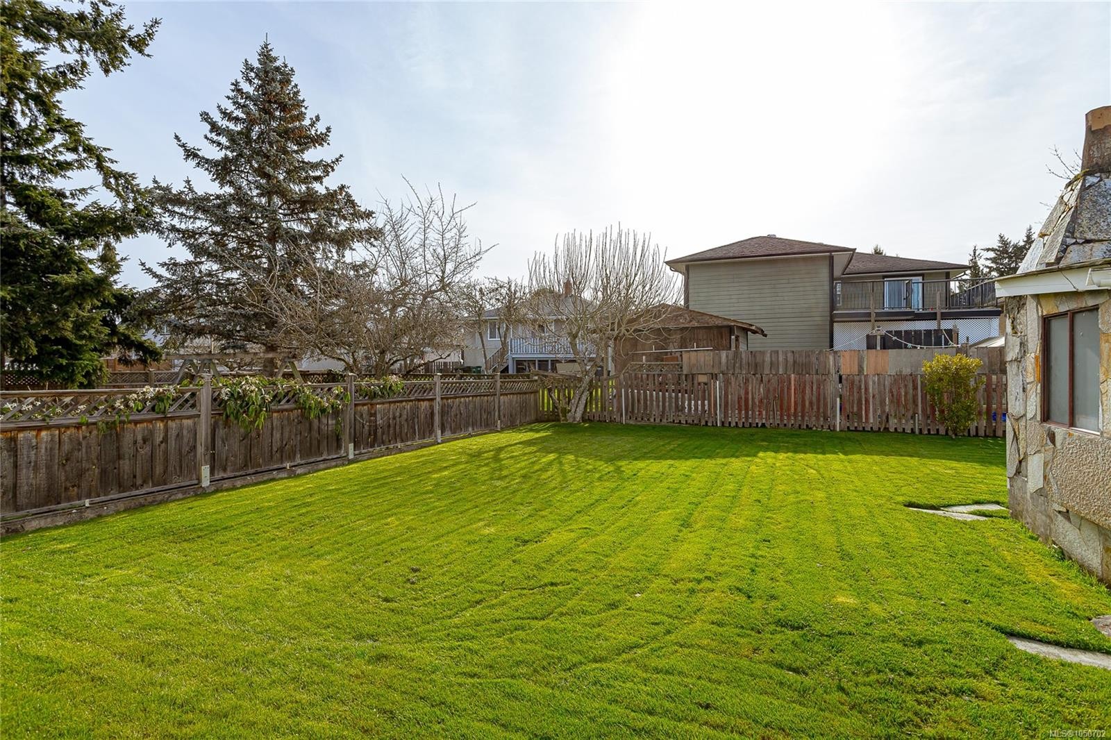 3155 Earl Grey St, Saanich, BC