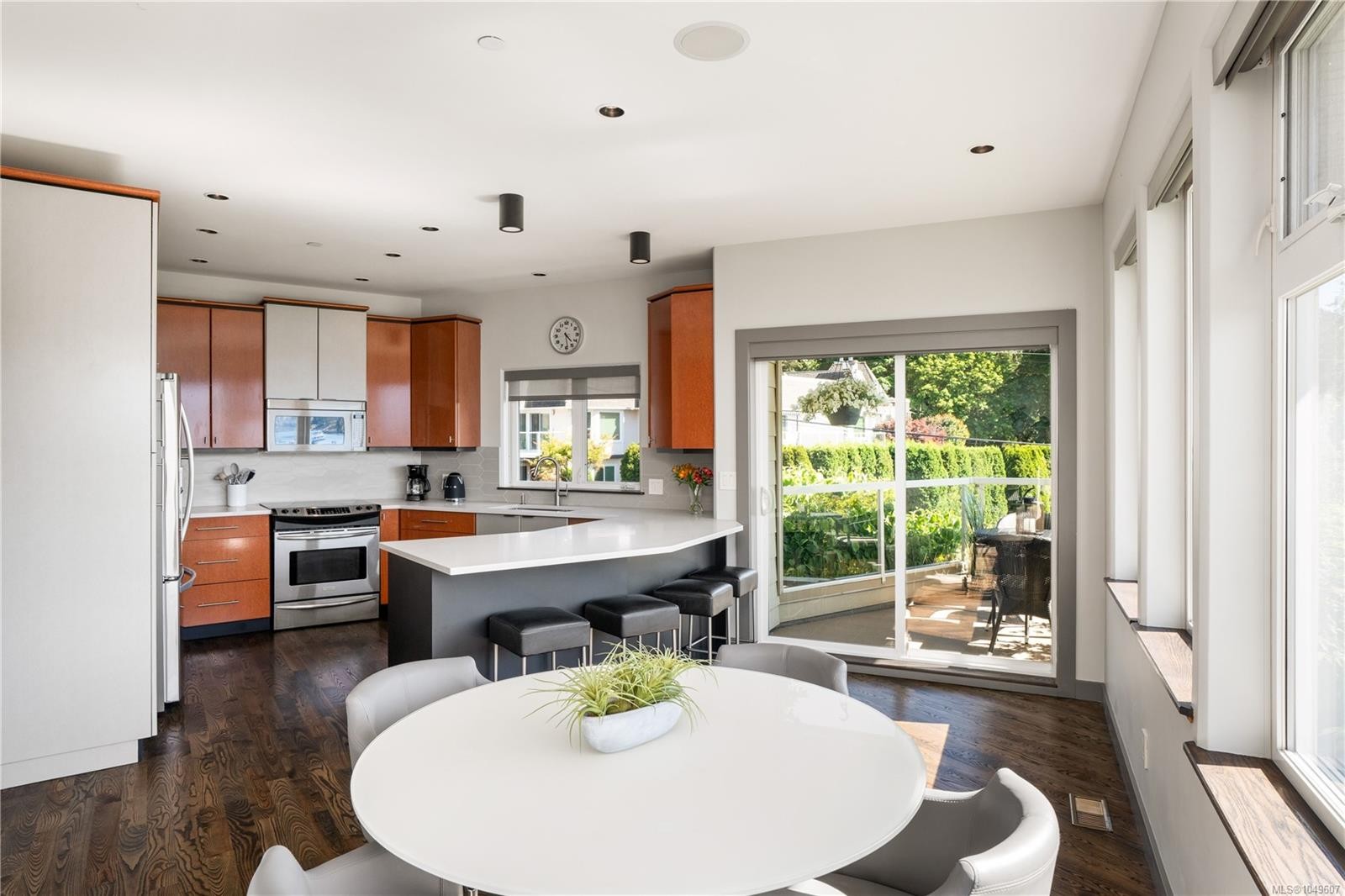 916 Grilse Lane, Central Saanich, BC