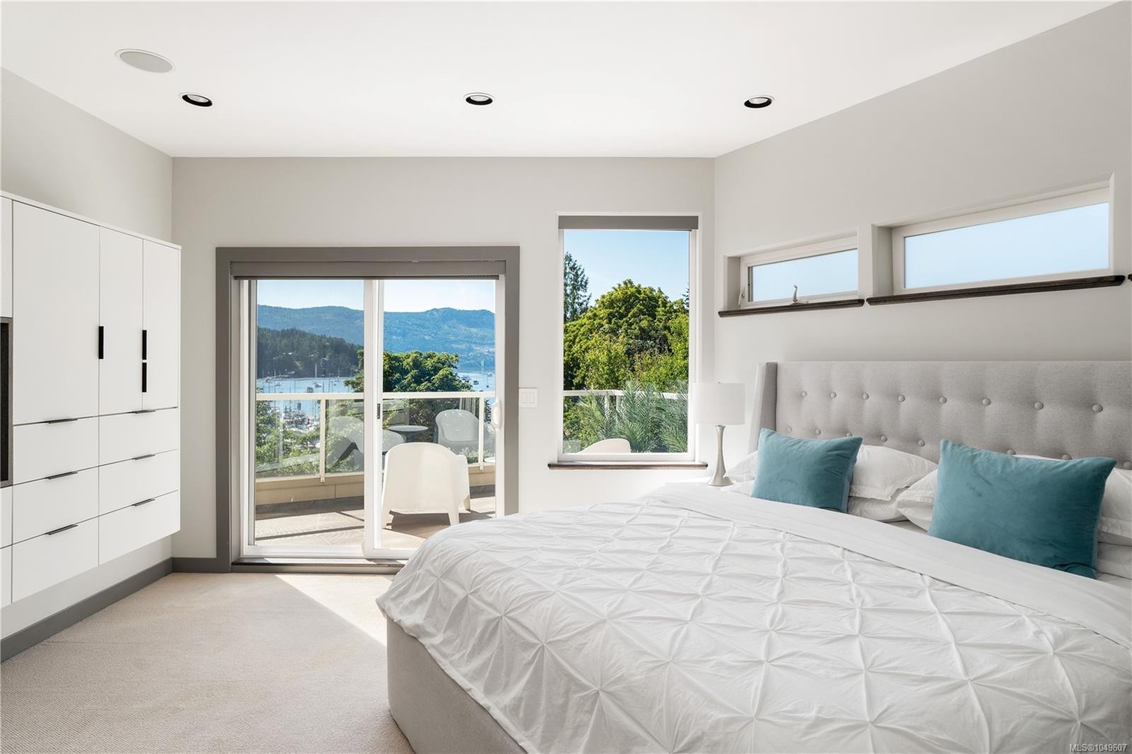 916 Grilse Lane, Central Saanich, BC