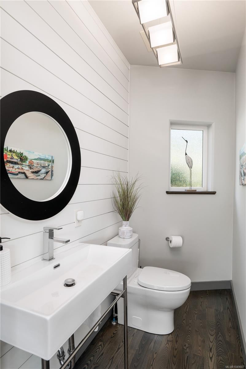 916 Grilse Lane, Central Saanich, BC