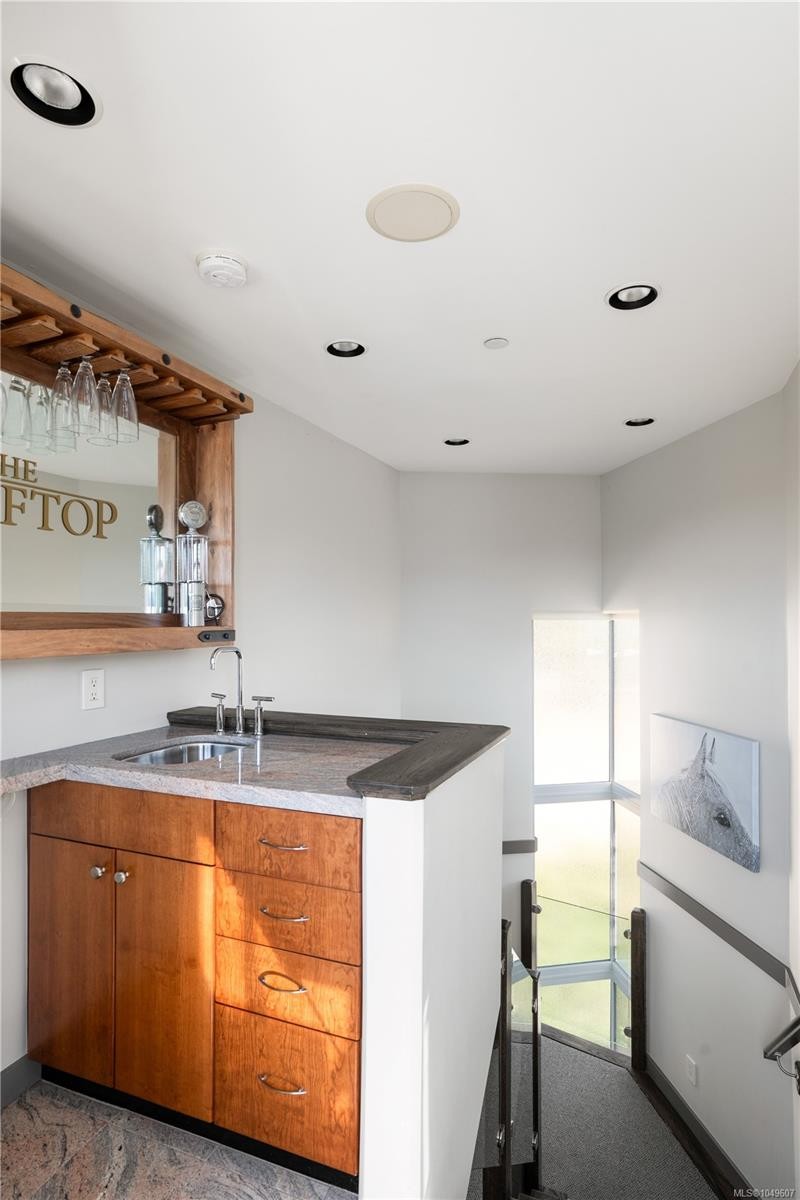 916 Grilse Lane, Central Saanich, BC