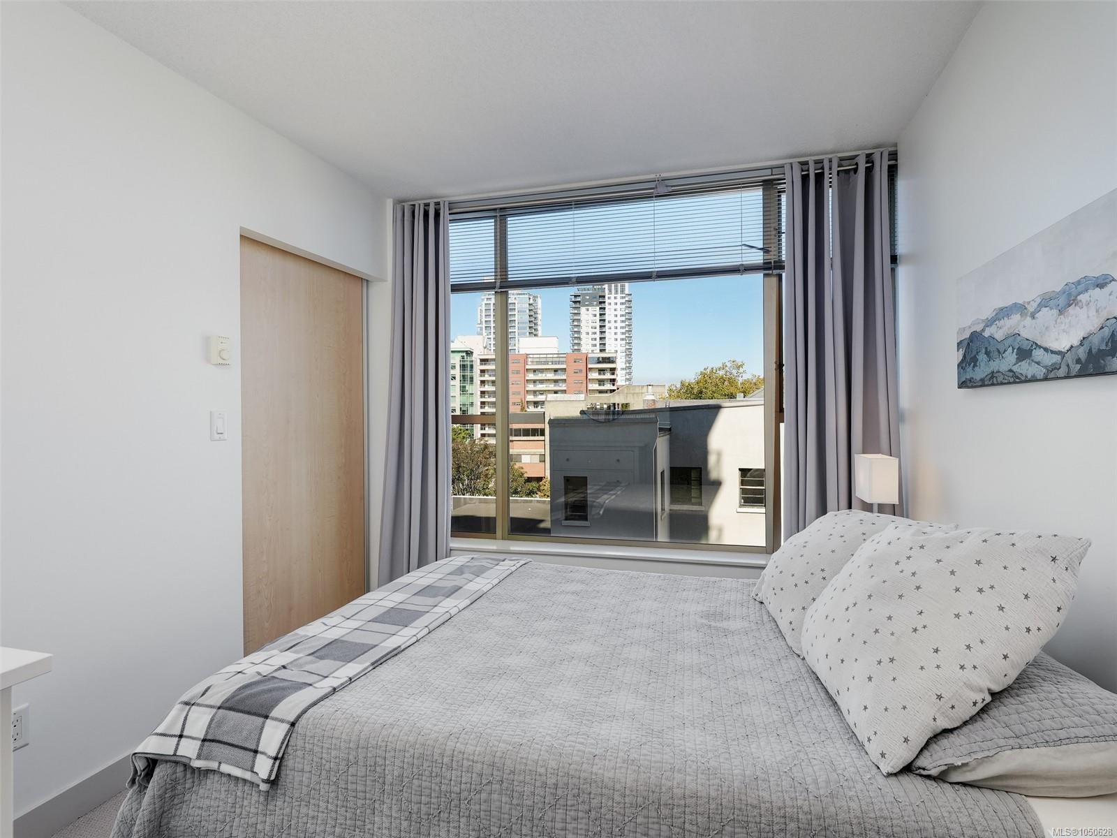#505-760 Johnson St, Victoria, BC
