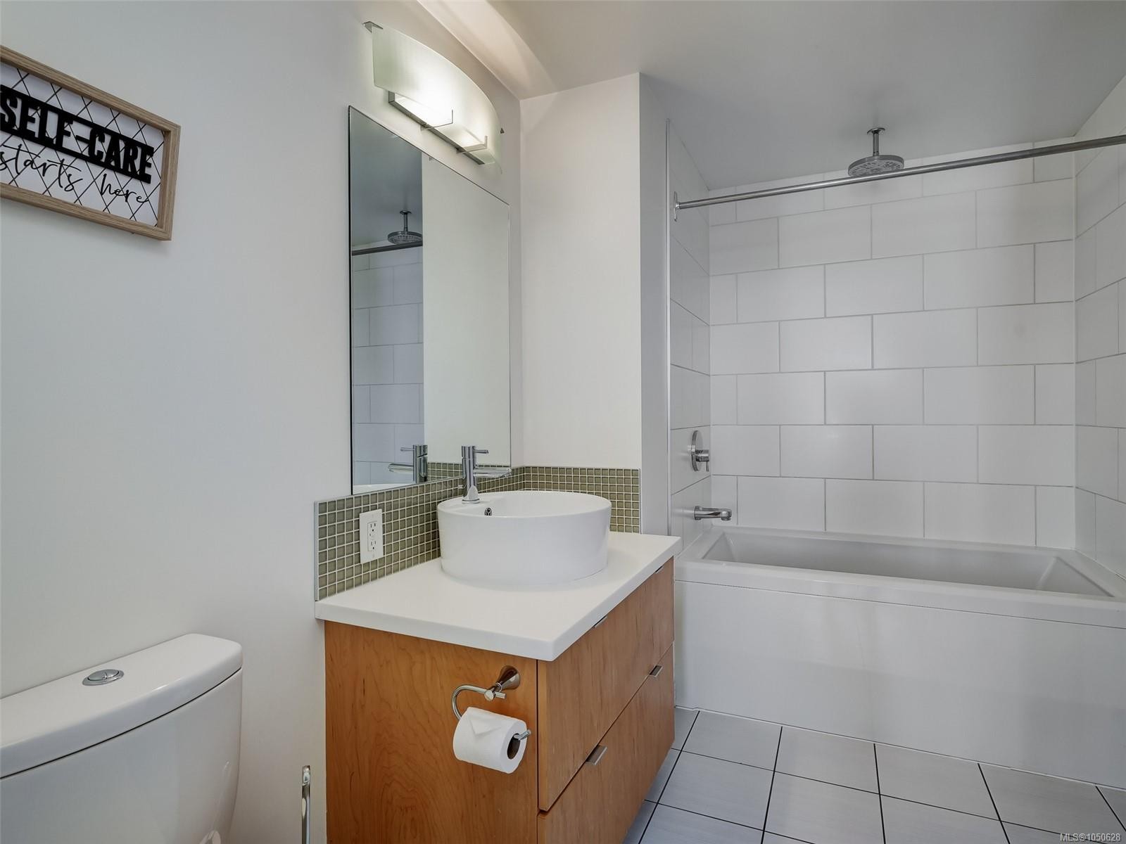 #505-760 Johnson St, Victoria, BC