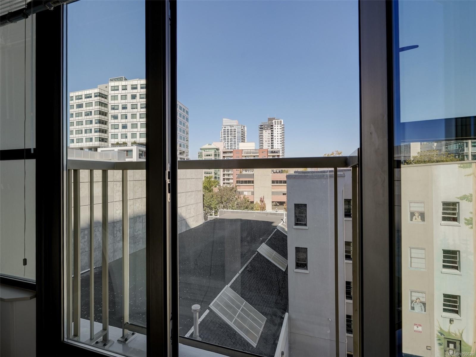#505-760 Johnson St, Victoria, BC