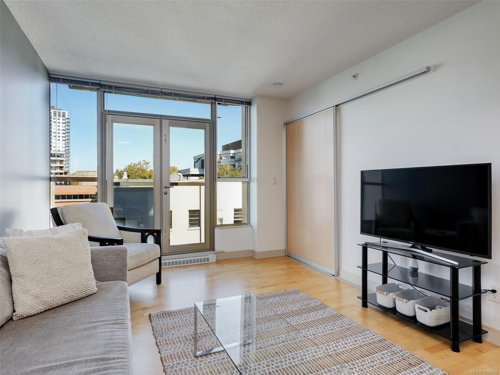 #505-760 Johnson St, Victoria, BC