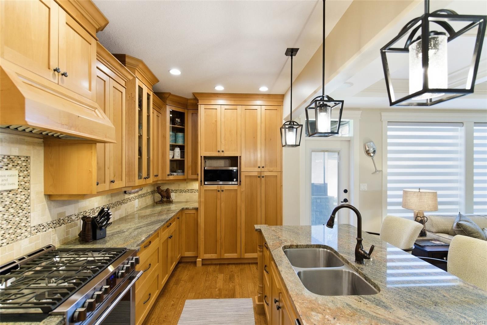 844 Mulholland Dr, French Creek, BC