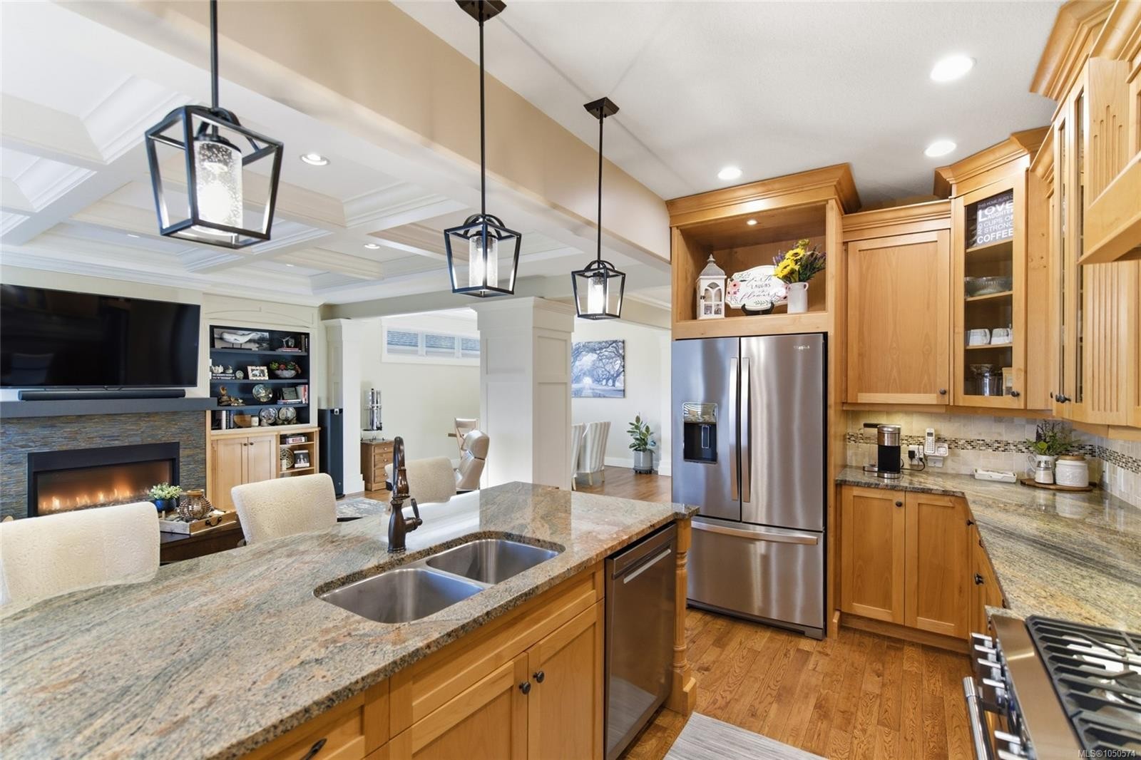 844 Mulholland Dr, French Creek, BC