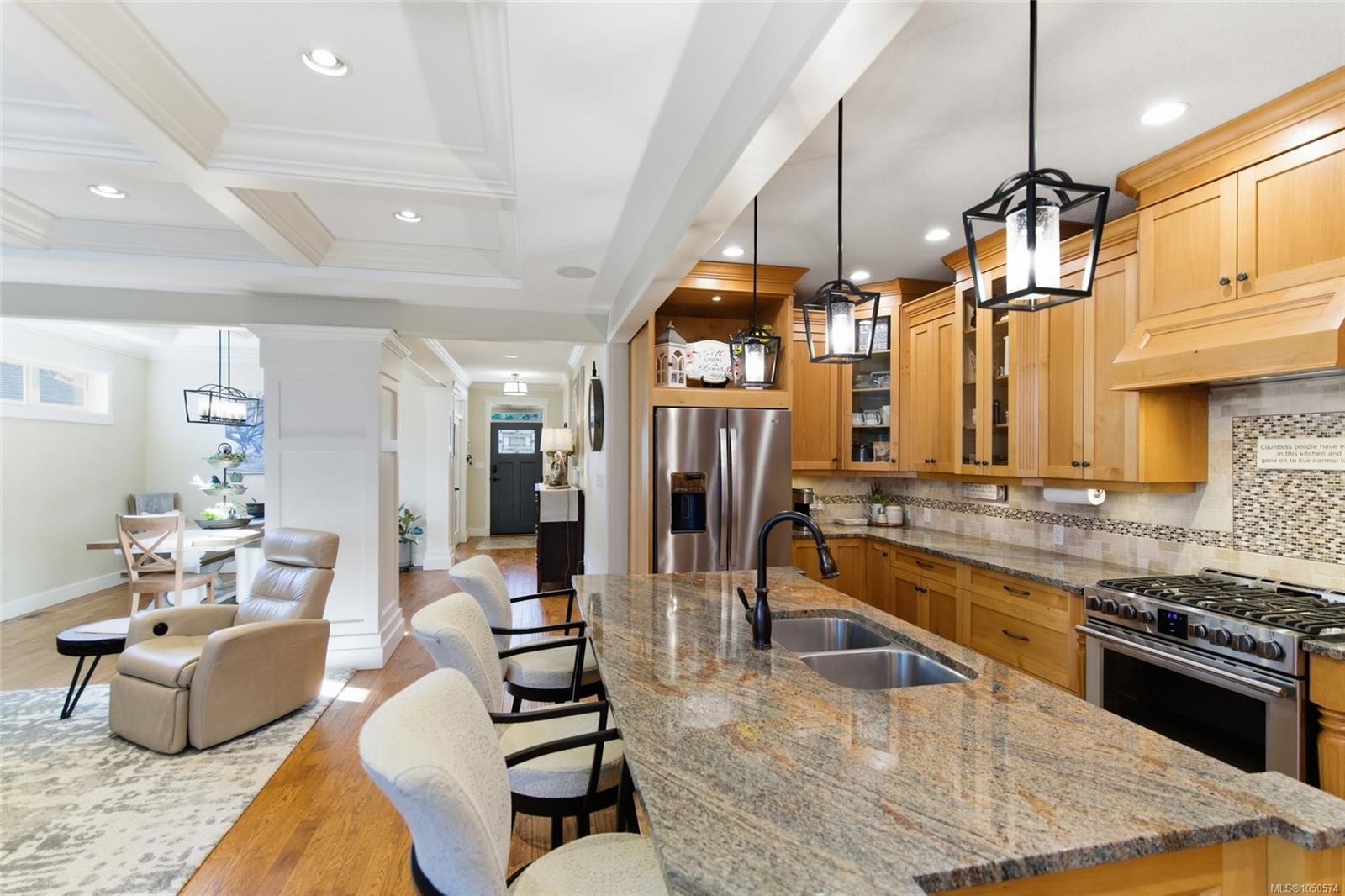 844 Mulholland Dr, French Creek, BC
