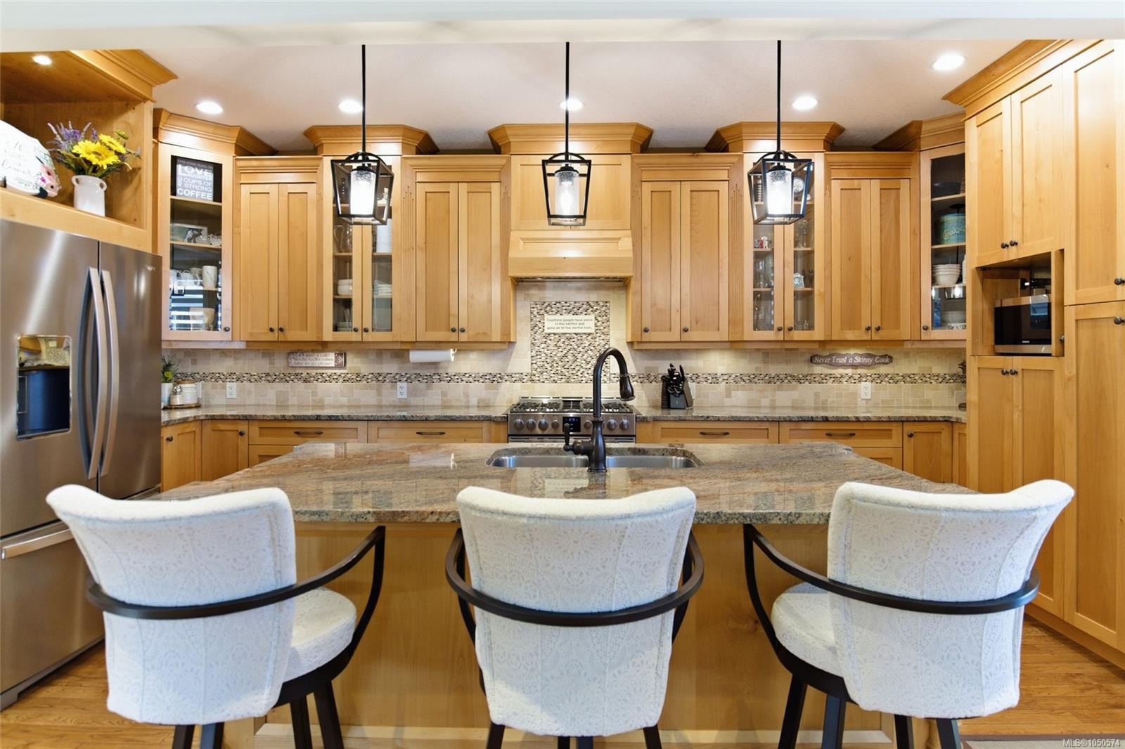 844 Mulholland Dr, French Creek, BC