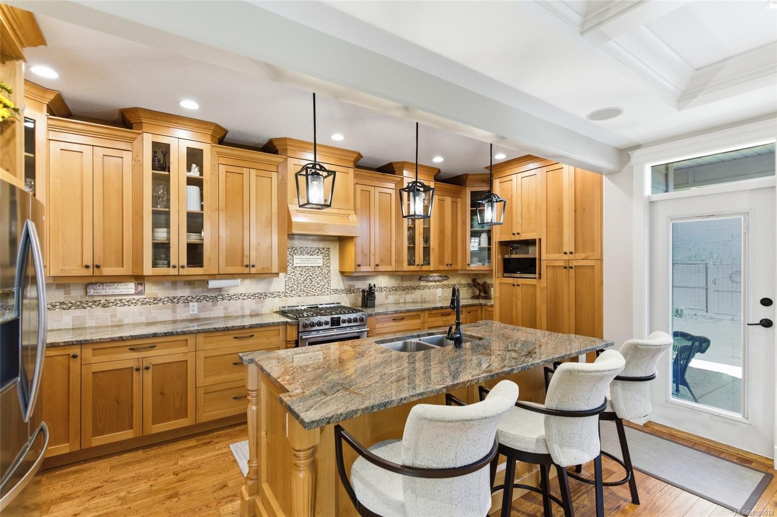 844 Mulholland Dr, French Creek, BC