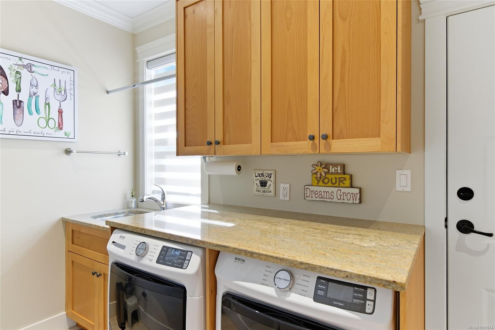 844 Mulholland Dr, French Creek, BC