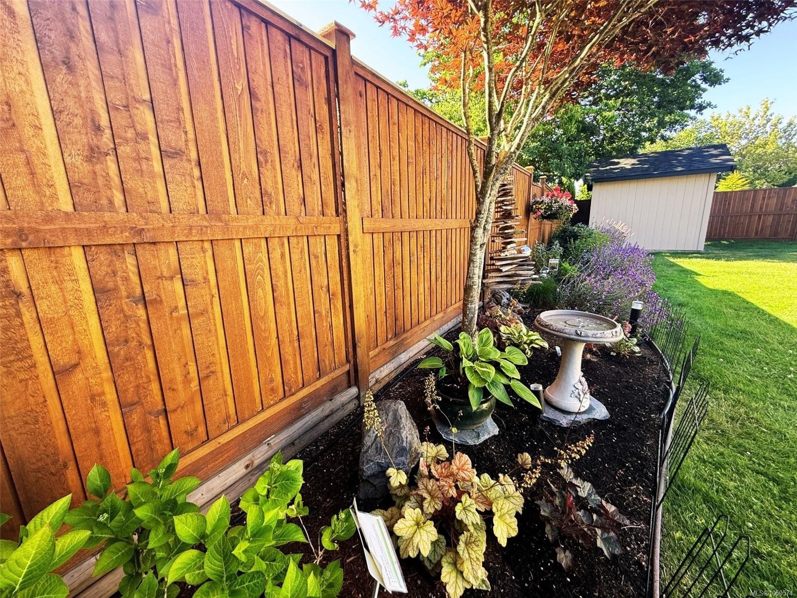 844 Mulholland Dr, French Creek, BC