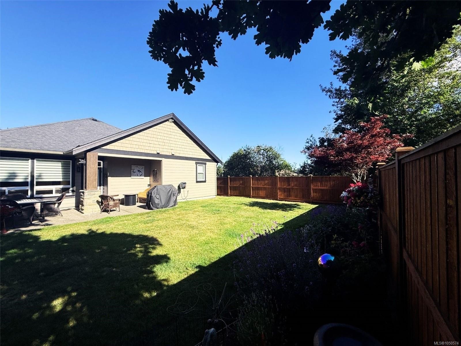 844 Mulholland Dr, French Creek, BC