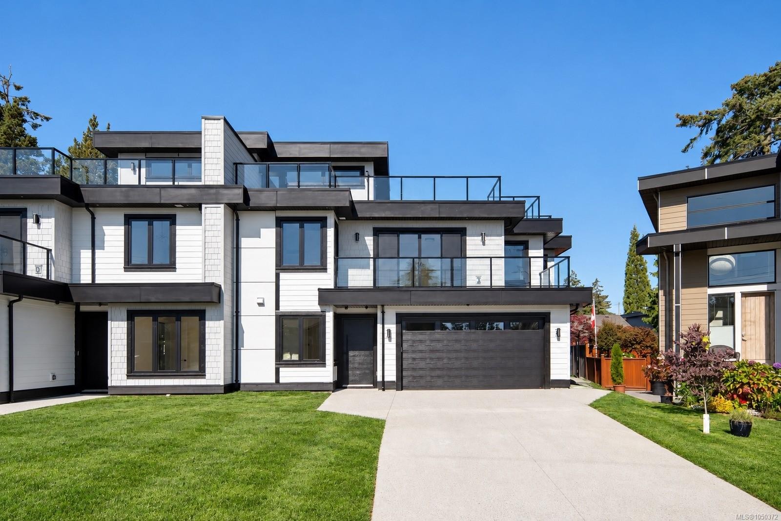 2294 Gail Pl, Sidney, BC