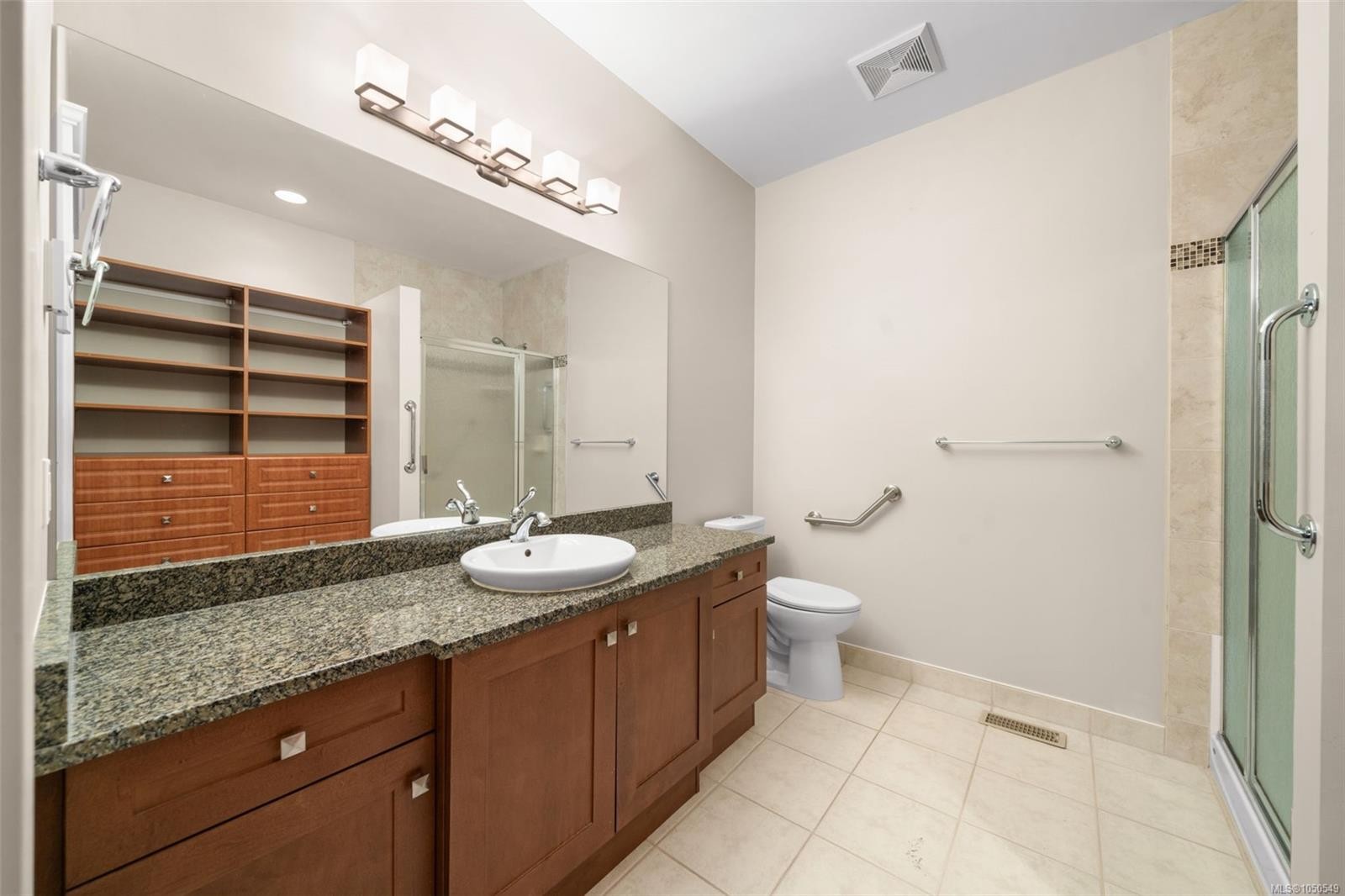 553 Heatherdale Lane, Saanich, BC