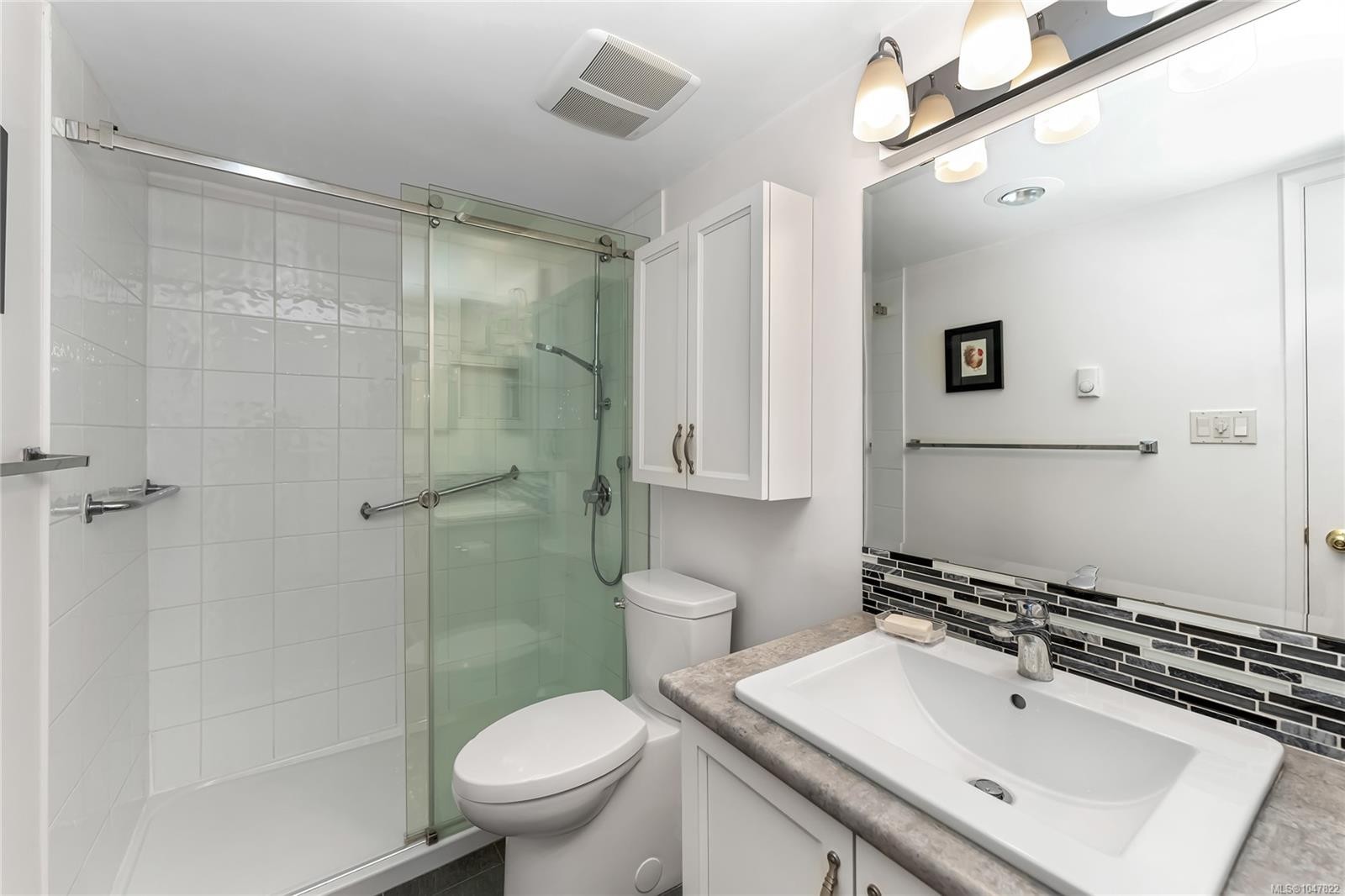 #407-2125 Oak Bay Ave, Oak Bay, BC