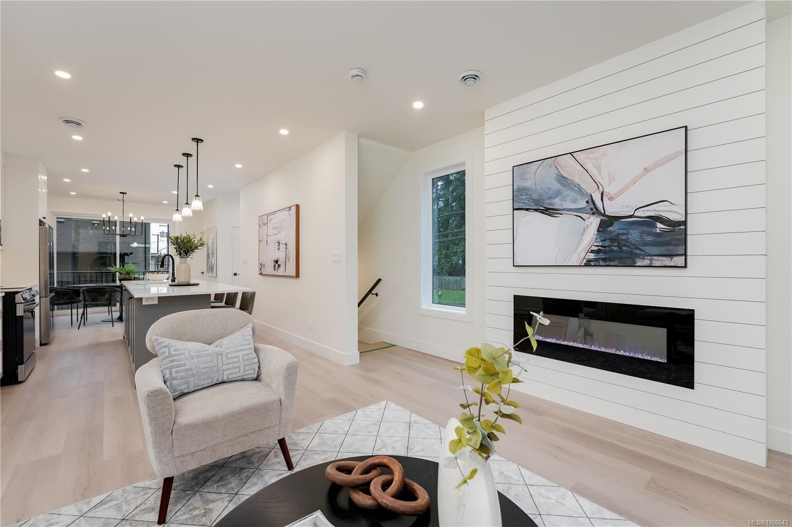 #113-960 Jenkins Ave, Langford, BC