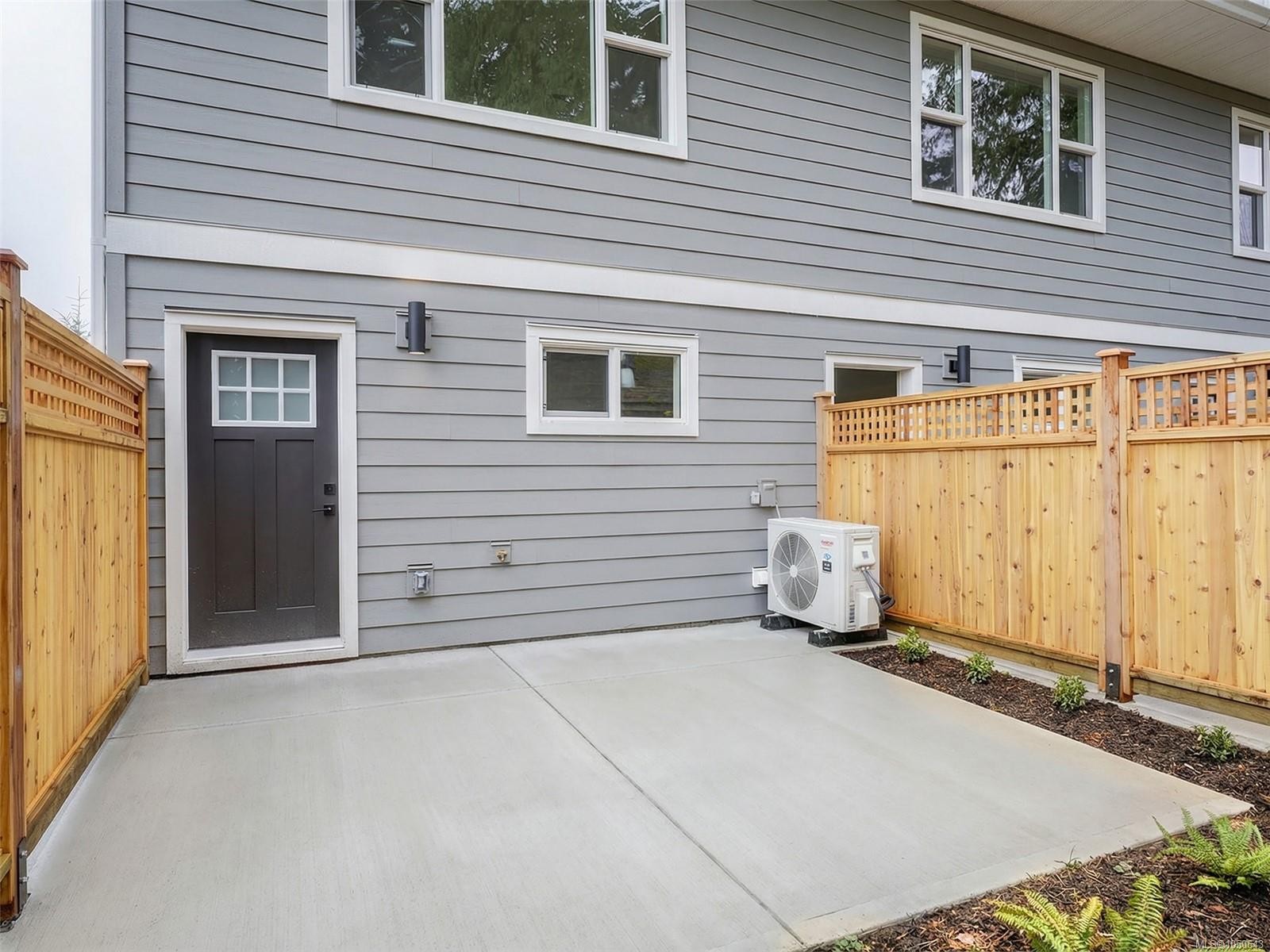 #113-960 Jenkins Ave, Langford, BC