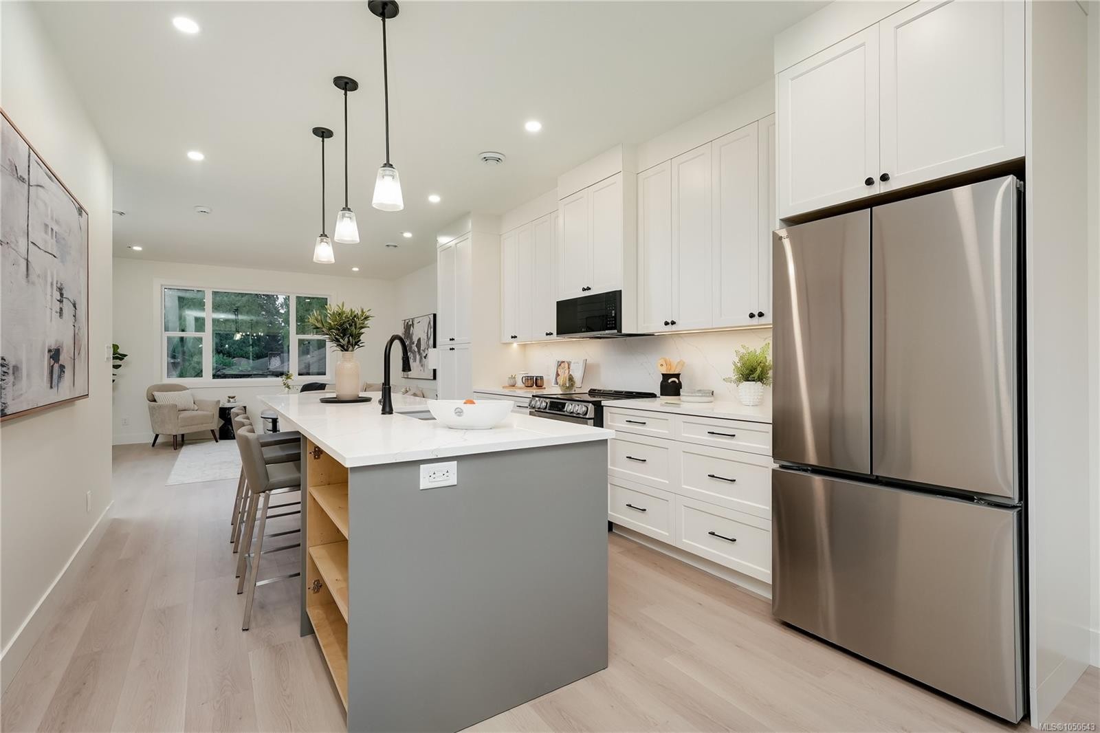 #113-960 Jenkins Ave, Langford, BC