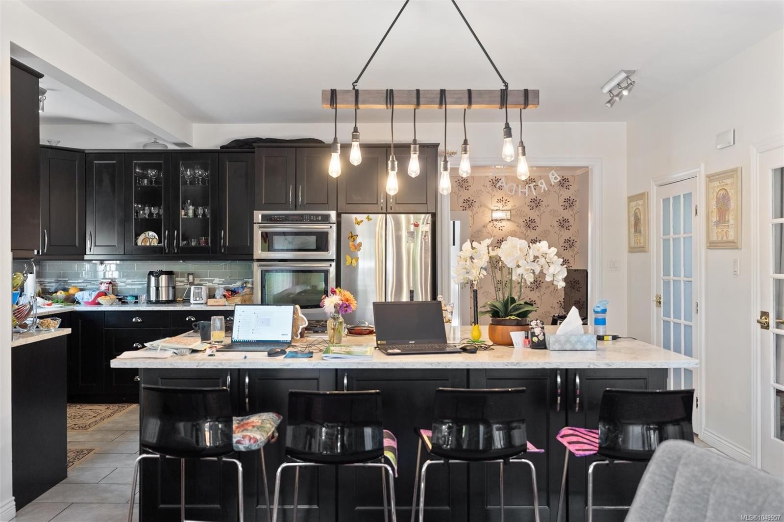 1746 Pembroke St, Victoria, BC