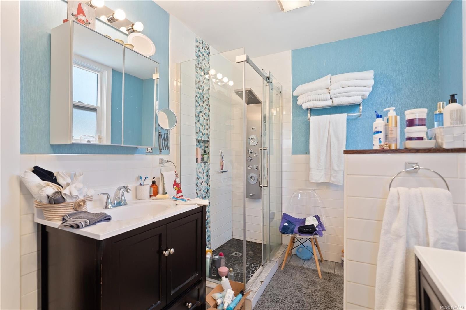 1746 Pembroke St, Victoria, BC